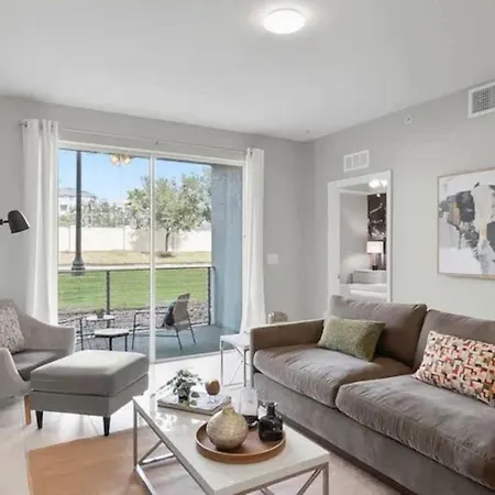 Modern Storey Lake Resort Disney Orlando 4741-104